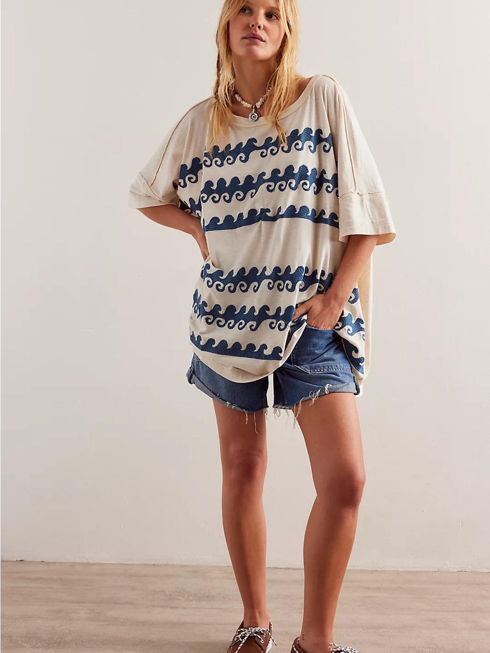 Nwot We the Free Chill vibe tee